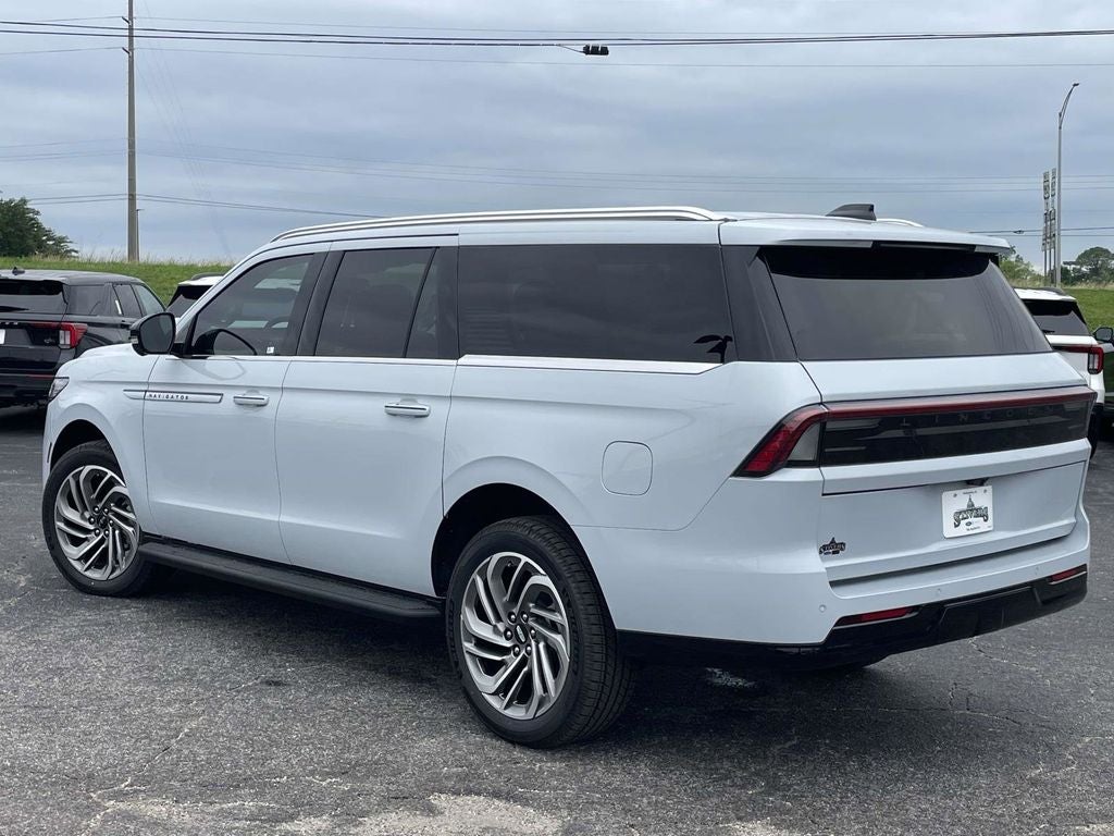 2026 Lincoln Navigator L Premiere