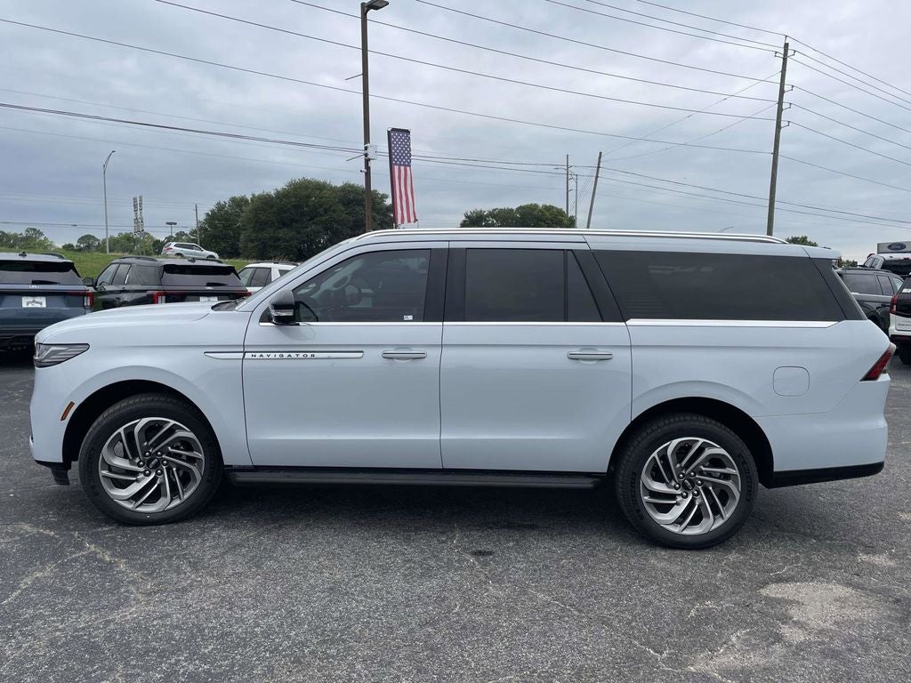 2026 Lincoln Navigator L Premiere