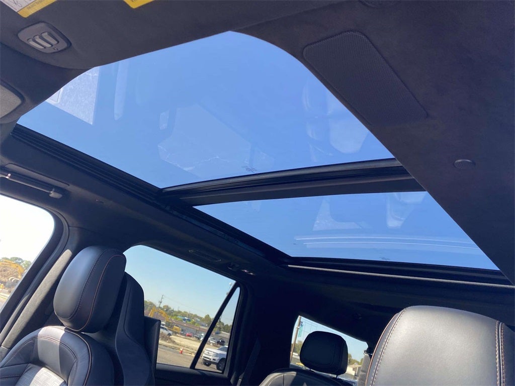 2025 Lincoln Navigator L Black Label