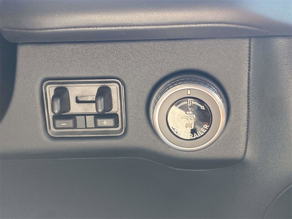 2025 Lincoln Navigator L Black Label