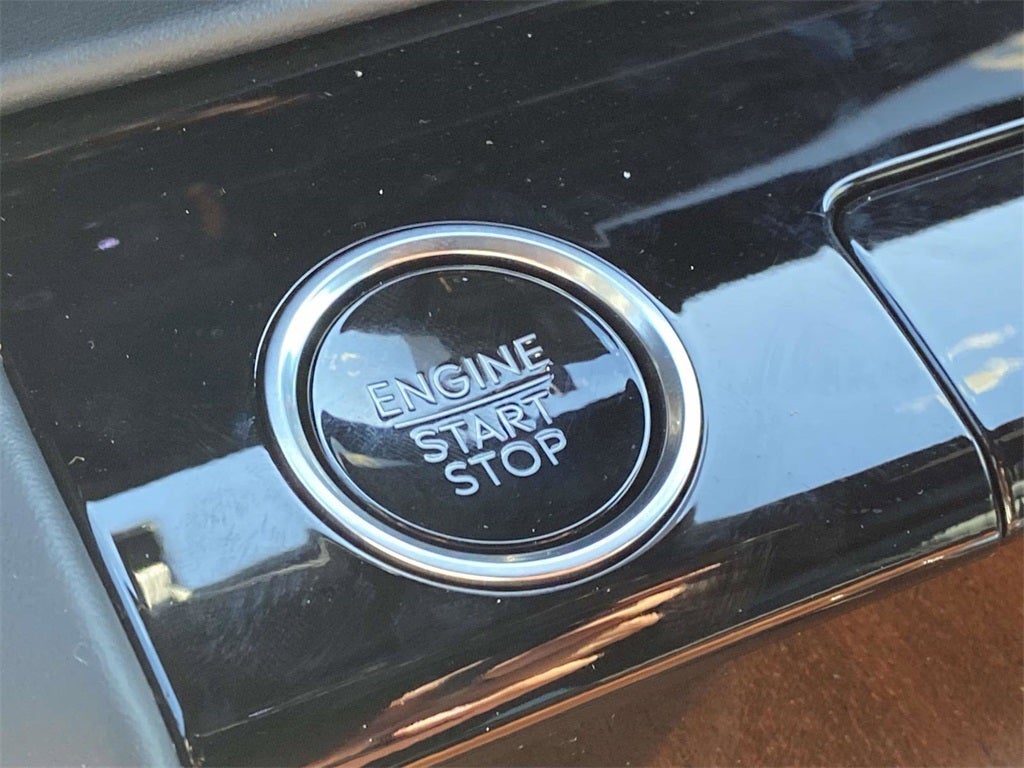 2025 Lincoln Navigator L Black Label