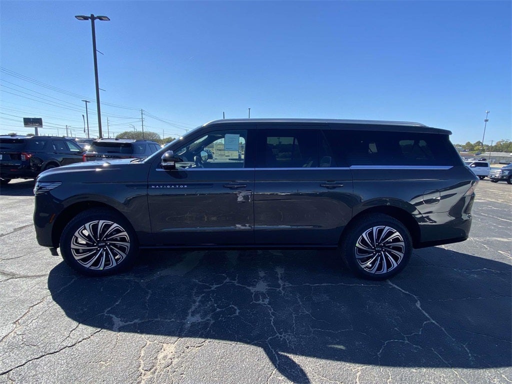 2025 Lincoln Navigator L Black Label