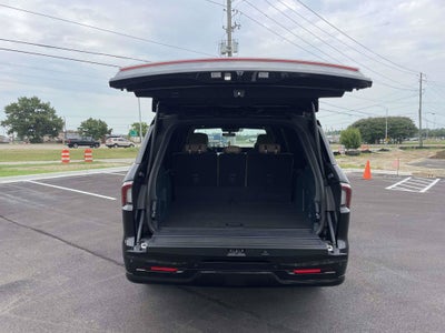 2027 Lincoln Navigator L Black Label