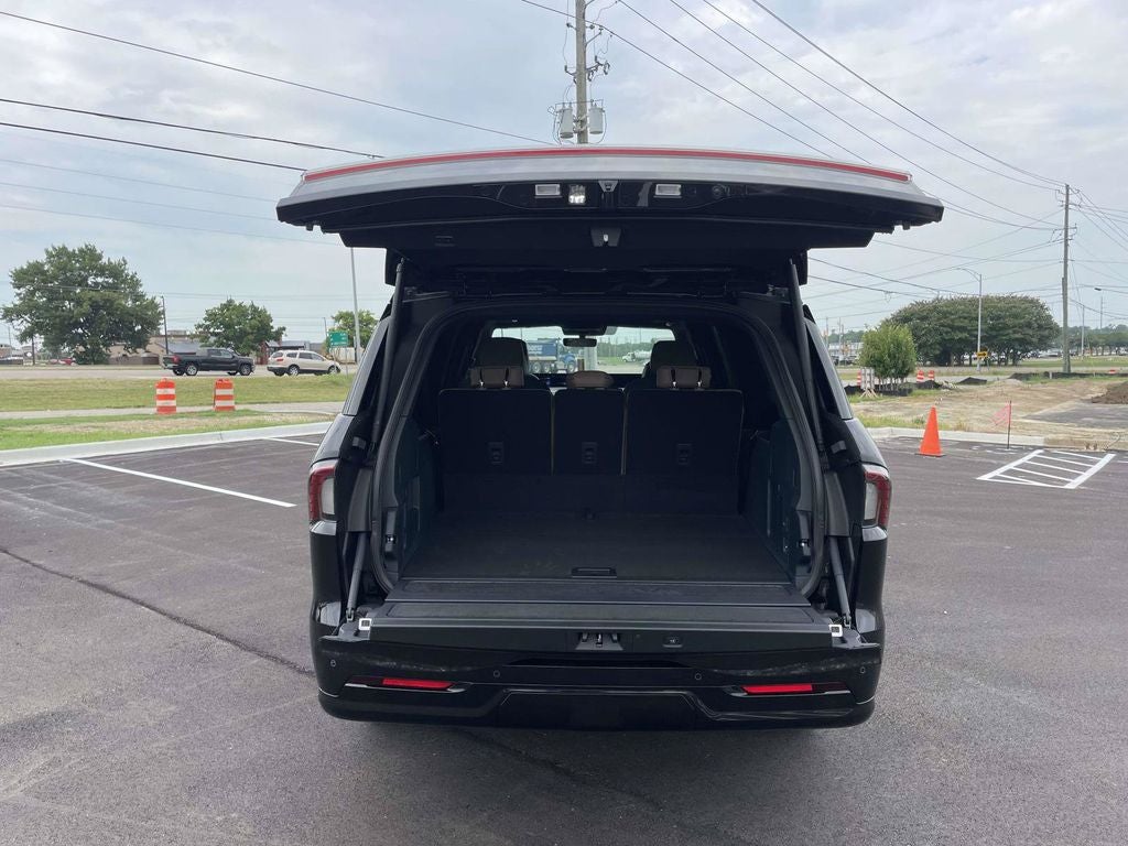 2027 Lincoln Navigator L Black Label