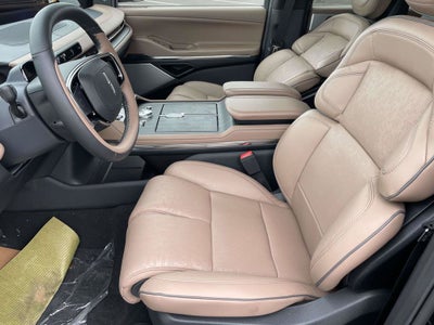 2027 Lincoln Navigator L Black Label