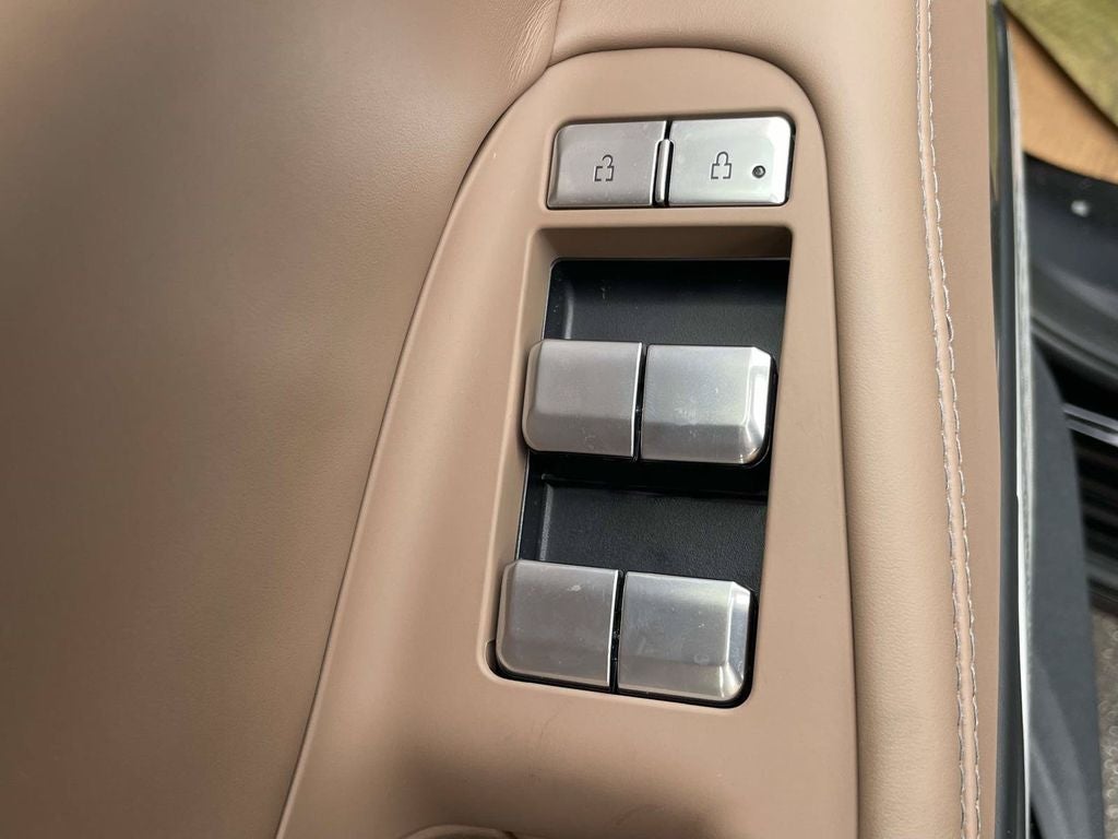 2027 Lincoln Navigator L Black Label