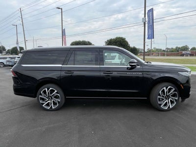 2027 Lincoln Navigator L Black Label