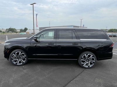 2027 Lincoln Navigator L Black Label