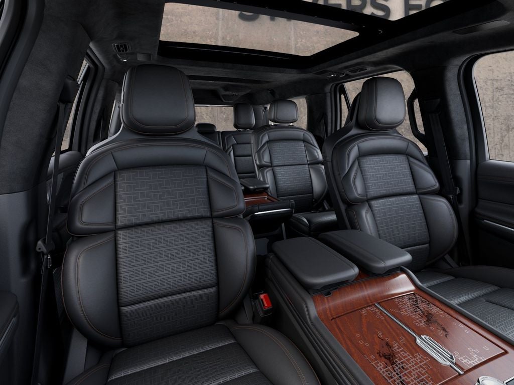 2027 Lincoln Navigator L Black Label Commercial