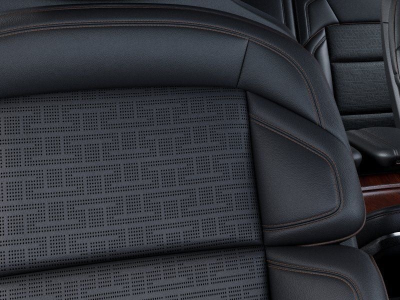 2027 Lincoln Navigator L Black Label Commercial