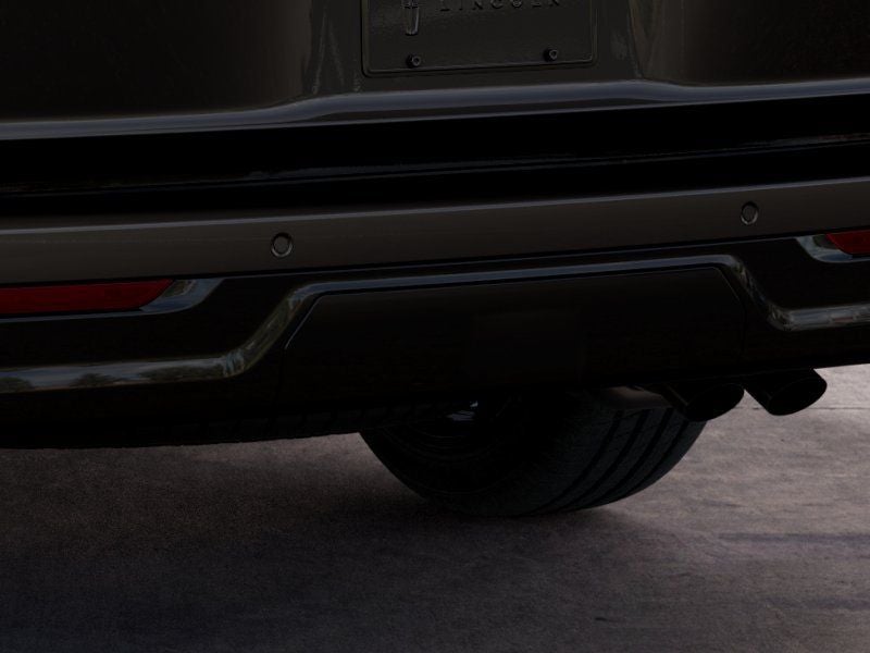 2027 Lincoln Navigator L Black Label Commercial