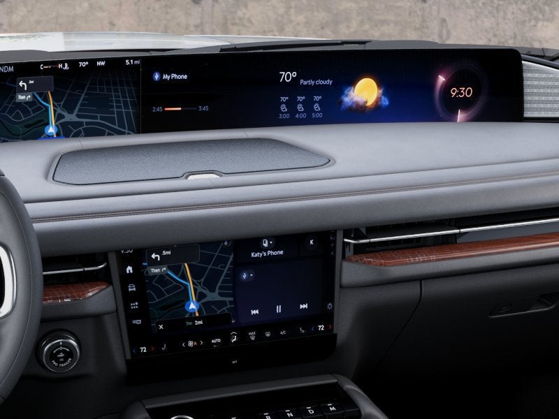 2027 Lincoln Navigator L Black Label Commercial