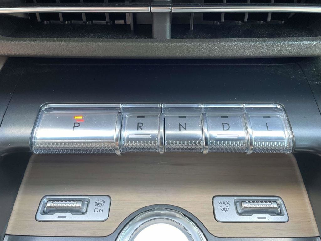 2024 Lincoln Nautilus Reserve