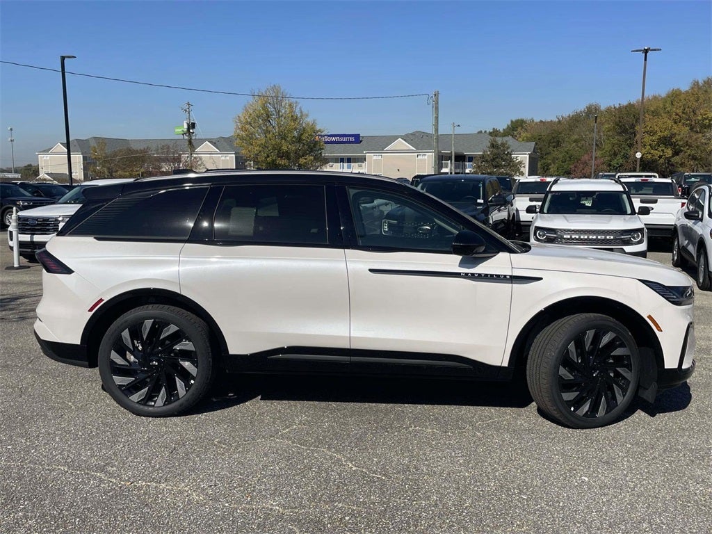 2026 Lincoln Nautilus Reserve