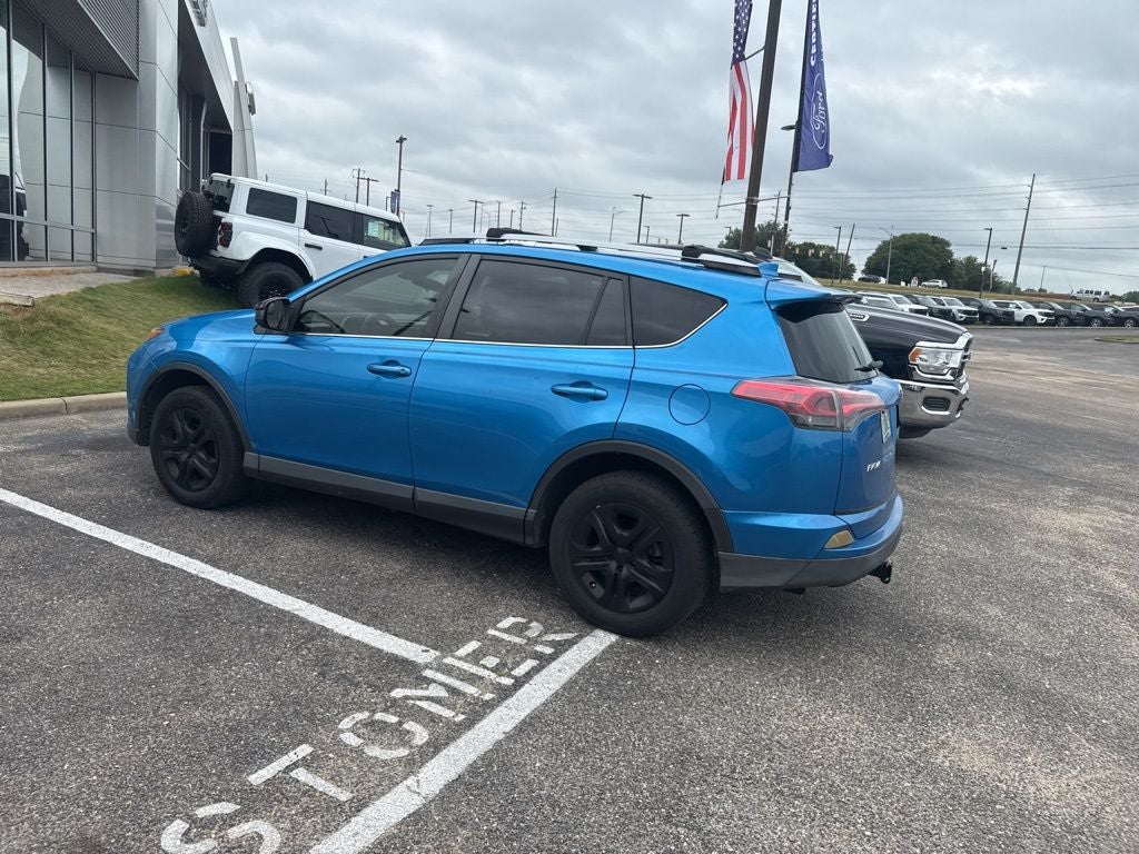 2018 Toyota RAV4 LE