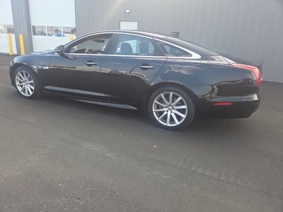 2018 Jaguar XJ R-Sport