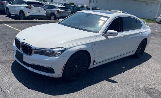 2018 BMW 7 Series 740e xDrive iPerformance