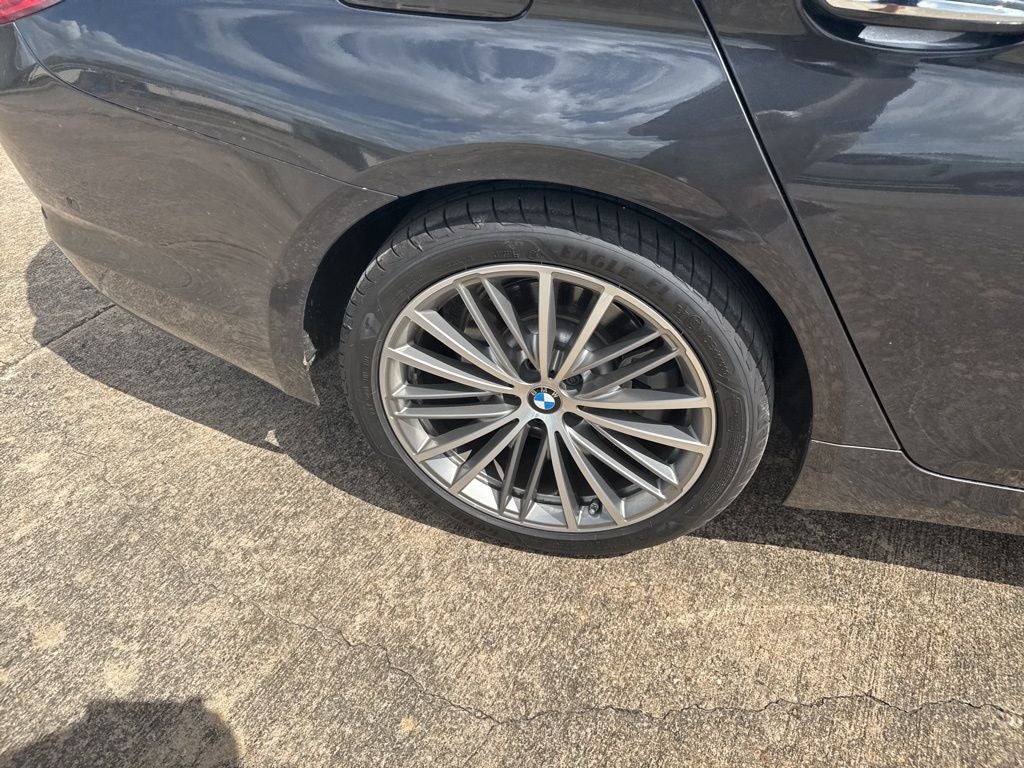 2017 BMW 5 Series 530i